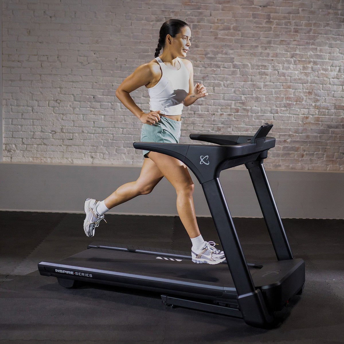 TAPIS DE COURSE INSPIRE SERIE T4 PLIABLE